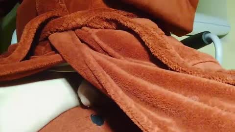 Snapshot of tetuo2 chatting on October 2025 11:15:01 PM tetuo2 online show from October 2025 11:15:01 PM