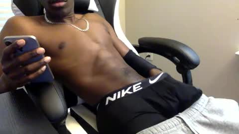 tevvdaren online show from October 2025 01:04:02 PM