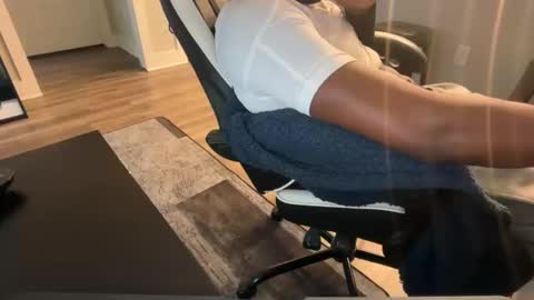 Snapshot of tevvdaren chatting on June 2026 04:05:02 PM tevvdaren online show from June 2026 04:05:02 PM