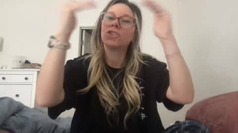 Daphne Summers online show from February 2026 07:07:01 PM