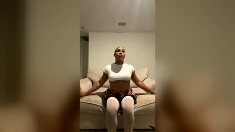 SELENE SANTOS online show from July 2026 04:15:02 AM