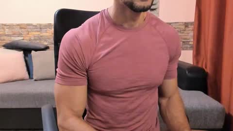 Snapshot of texashunk chatting on September 2025 06:49:01 AM TexasHUNK online show from September 2025 06:49:01 AM