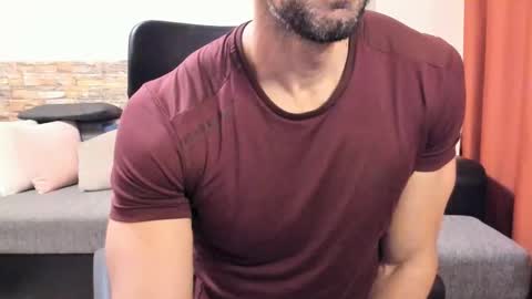 Snapshot of texashunk chatting on October 2025 07:18:02 AM TexasHUNK online show from October 2025 07:18:02 AM