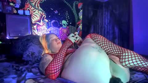 TEXASGIRLLLL online show from November 2025 11:27:02 PM