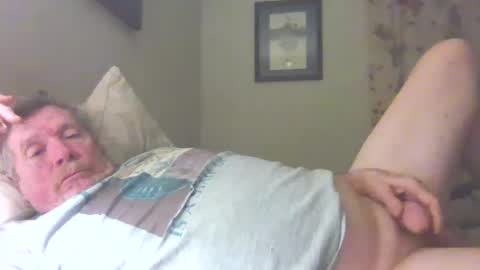 texasscooter1962 online show from December 2024 05:31:02 AM