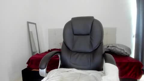 teylor creed online show from October 2025 07:38:02 PM