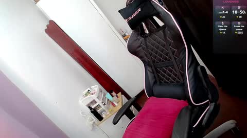 Snapshot of tgirljennie69 chatting on February 2025 03:08:02 PM jennie online show from February 2025 03:08:02 PM