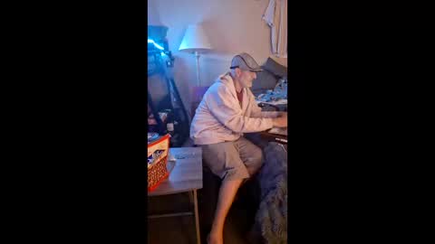 Snapshot of tgrizzthestarseed chatting on April 2026 05:52:01 AM tgrizzthestarseed online show from April 2026 05:52:01 AM