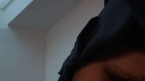 thadee__ online show from June 2026 08:01:01 PM