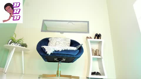 Snapshot of thais_dreams chatting on January 2025 03:32:01 PM Thais online show from January 2025 03:32:01 PM