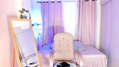 Snapshot of thais_dreams chatting on March 2025 12:22:02 PM Thais online show from March 2025 12:22:02 PM