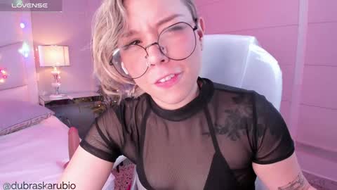 Snapshot of thalia21_ chatting on December 2024 05:05:02 AM Thalia21 online show from December 2024 05:05:02 AM