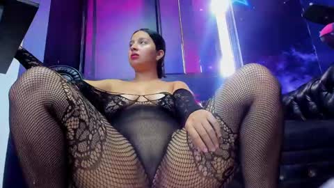 Thalia  online show from September 2025 04:12:02 PM