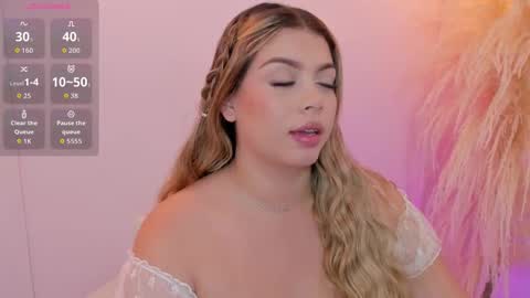 Snapshot of thaliafox_ chatting on March 2026 08:25:02 PM Thalia online show from March 2026 08:25:02 PM