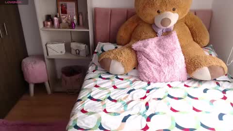   online show from May 2026 12:33:02 PM