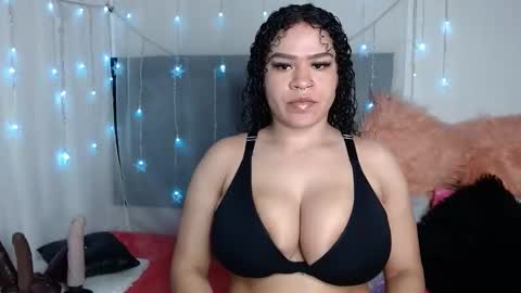 Snapshot of thamarar chatting on January 2026 02:48:02 AM Thamara online show from January 2026 02:48:02 AM