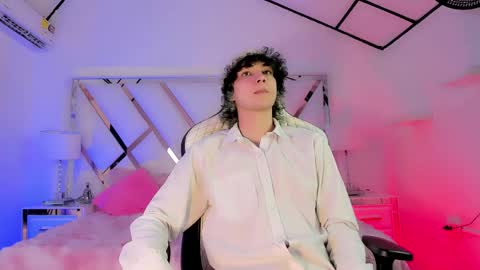 thanier_18 online show from May 2026 07:07:02 PM