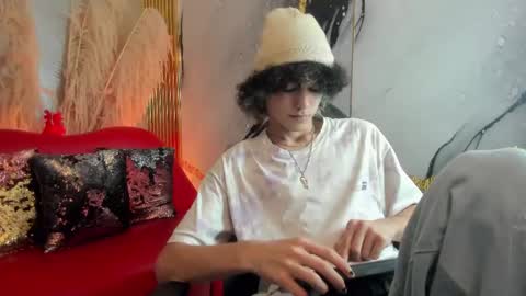 thanier_18 online show from June 2026 03:18:01 AM