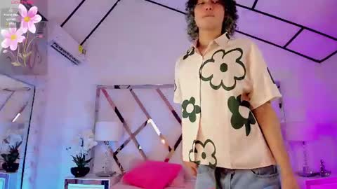 thanier_18 online show from June 2026 07:23:02 PM