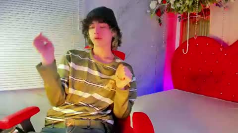 thanier_18 online show from June 2026 06:45:01 PM