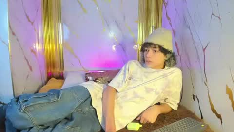 thanier_18 online show from June 2026 08:33:01 PM