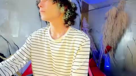 thanier_18 online show from August 2026 07:49:01 PM