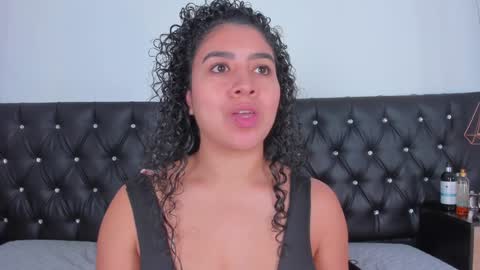 Snapshot of thara_webstter chatting on December 2024 02:44:01 PM thara webstter online show from December 2024 02:44:01 PM
