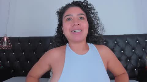 Snapshot of thara_webstter chatting on December 2024 05:55:01 PM thara webstter online show from December 2024 05:55:01 PM