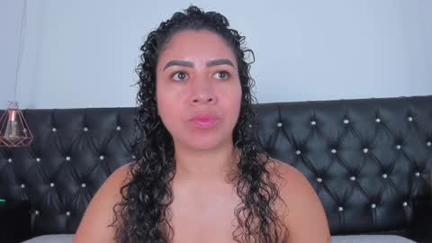 Snapshot of thara_webstter chatting on December 2024 11:42:02 AM thara webstter online show from December 2024 11:42:02 AM