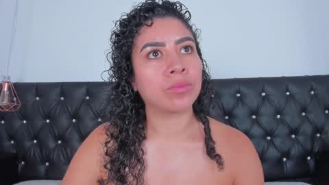 Snapshot of thara_webstter chatting on December 2024 02:47:02 PM thara webstter online show from December 2024 02:47:02 PM