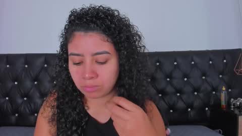 Snapshot of thara_webstter chatting on March 2025 05:38:02 PM thara webstter online show from March 2025 05:38:02 PM