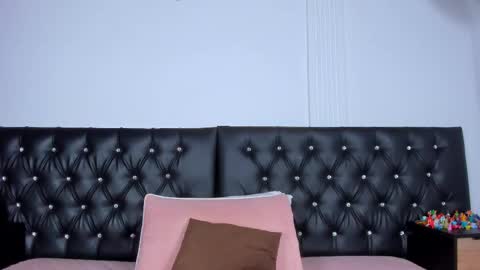 thara webstter online show from November 2025 11:54:01 AM