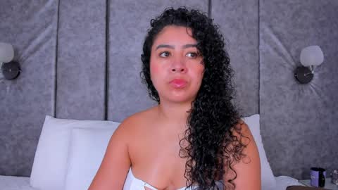 thara webstter online show from April 2026 11:32:01 AM