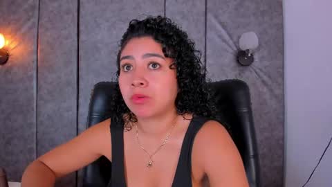 Snapshot of thara_webstter chatting on July 2026 11:39:02 AM thara webstter online show from July 2026 11:39:02 AM