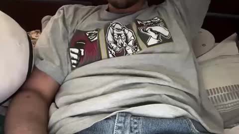 Snapshot of thatboi_g chatting on March 2026 03:21:02 AM thatboi_g online show from March 2026 03:21:02 AM