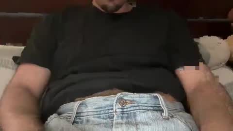 Snapshot of thatboi_g chatting on April 2026 12:52:01 AM thatboi_g online show from April 2026 12:52:01 AM