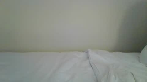 Snapshot of thatdude042 chatting on September 2025 10:02:01 PM thatdude042 online show from September 2025 10:02:01 PM