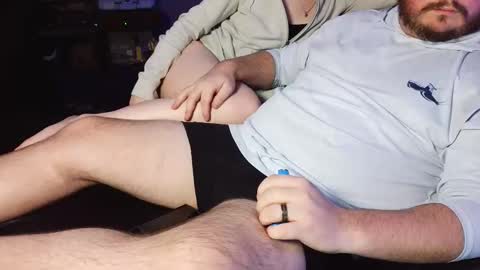 Snapshot of thatfuncouple69 chatting on January 2026 05:11:02 AM dave and alexis online show from January 2026 05:11:02 AM