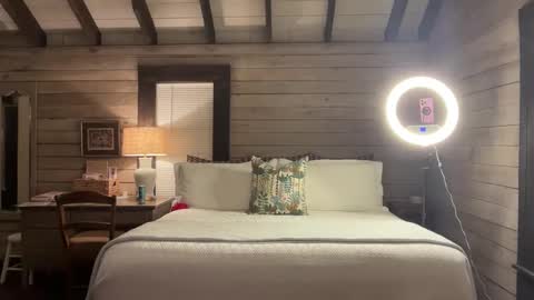 thatfunguy16 online show from February 2026 05:57:01 AM