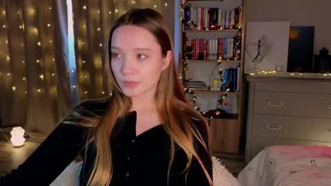 Snapshot of thatonerabbit chatting on February 2026 10:34:02 AM Alice online show from February 2026 10:34:02 AM