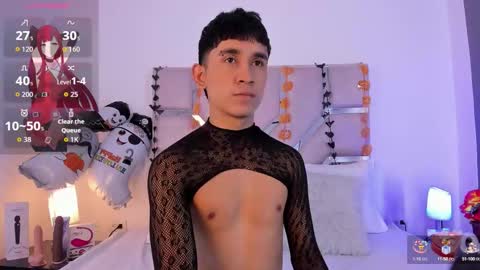 Thayler  online show from October 2025 11:07:02 AM