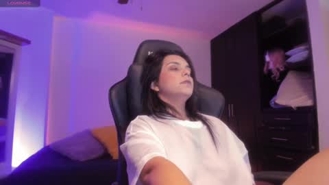 Snapshot of thays_mawakye01 chatting on March 2025 02:40:01 PM Paola online show from March 2025 02:40:01 PM
