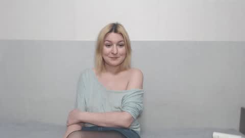 Snapshot of the_basic_instinctt chatting on January 2025 10:16:02 PM Eva online show from January 2025 10:16:02 PM