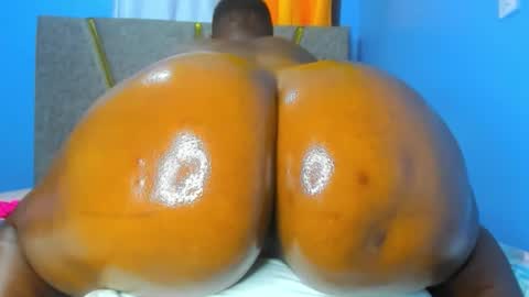 the_beautiful_barbie online show from October 2025 03:24:01 PM