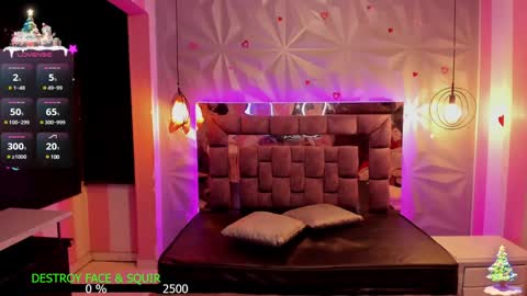 Snapshot of the_cat_girl_ chatting on December 2024 01:03:02 AM i am Cat online show from December 2024 01:03:02 AM
