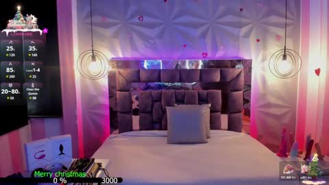 Snapshot of the_cat_girl_ chatting on December 2024 06:48:01 PM i am Cat online show from December 2024 06:48:01 PM