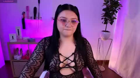 i am Cat  online show from February 2026 05:17:02 PM