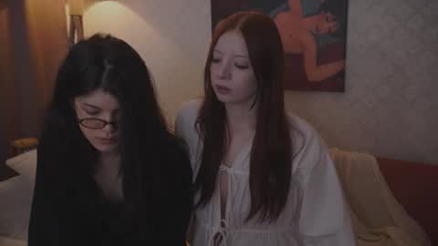 EllaLyn online show from December 2025 08:13:02 PM