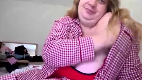 Snapshot of the_goddess_anubis chatting on October 2025 02:32:02 PM Anubis online show from October 2025 02:32:02 PM