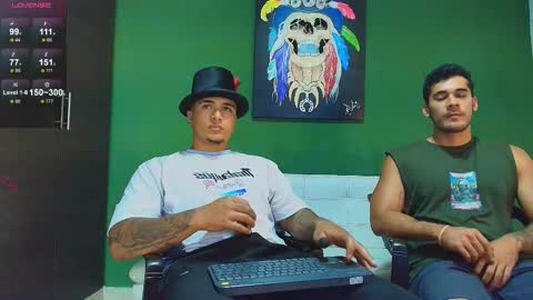 SCOTT  THEO  KAMERON  GENDERSON online show from October 2025 02:35:01 AM